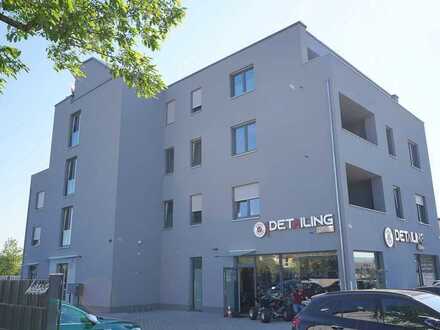 Barrierefrei. Neuwertig. Schick. Büro- oder Praxisfläche. Aufzug.