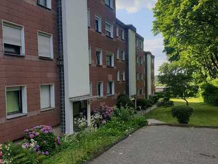 Schöne 3 Zimmer Etagenwohung zu verkaufen