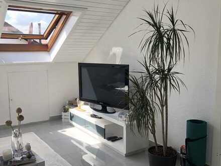 Moderne 2,5-Zimmer-Wohnung mit Balkon und Einbauküche in Leutenbach