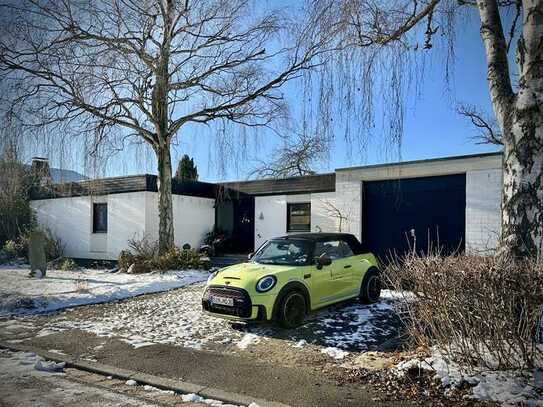 RESERVIERT I Retro-Charme pur: Reizvoller Bungalow im Bauhaus-Stil