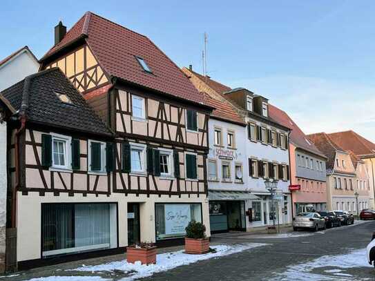 Frisch renovierte 4,5-Zimmer-Maisonette-Wohnung Bergzabern