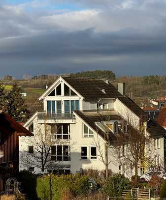 Neuwertige 3-Zimmer-Wohnung mit Balkon und Einbauküche in Heimsheim