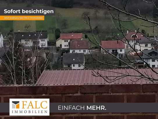 -SCHÖNES WOHNHAUS - für die grosse Familie mit einer super tollen Aussicht