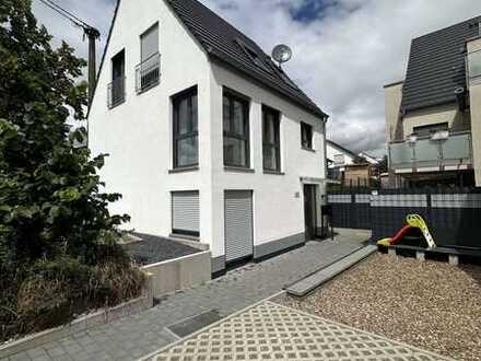 Gemütliches Einfamilienhaus mit Tiefgarage