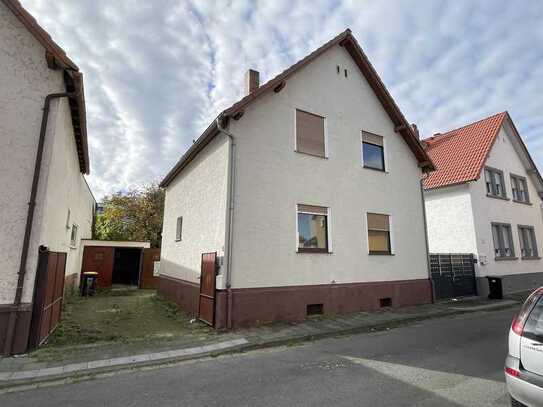 Einfamilienhaus mit großem Potenzial – Sanierung oder Neubau in Kelsterbach