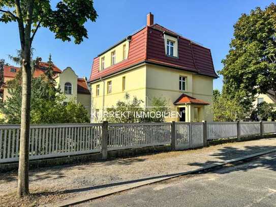 Charmante Villa in Radebeul-Niederlößnitz: Stilvolles Wohnen mit vielseitiger Gestaltungsmöglichkeit