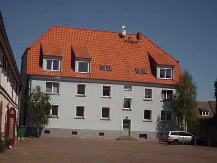 3-Raum-EG-Wohnung + 150 €-Wunschgutschein* auf 4-Seiten-Hof in Eickendorf