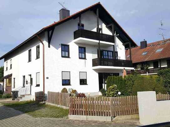 Schönes Mehrfamilienhaus mit 3 Wohnungen in ruhiger Lage in Mauern Lkr. Freising