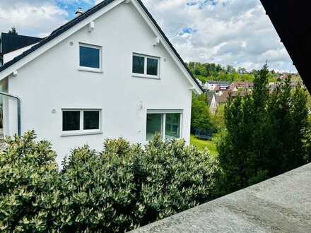 Ansprechende 2-Raum-Wohnung mit EBK und Balkon in Esslingen