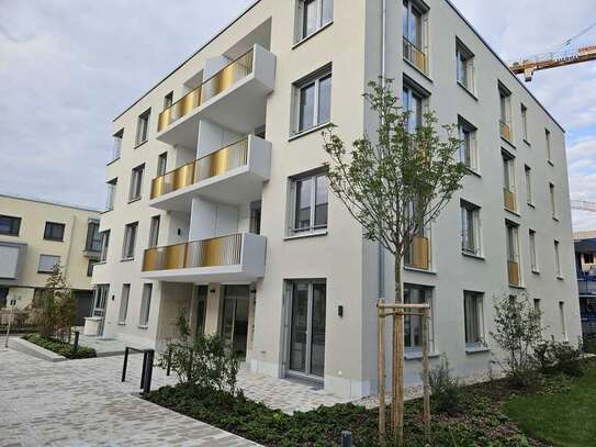 Neubau! Traumhaft helle 2 Zimmerwohnung mit EBK, Balkon und Tiefgaragenstellplatz!