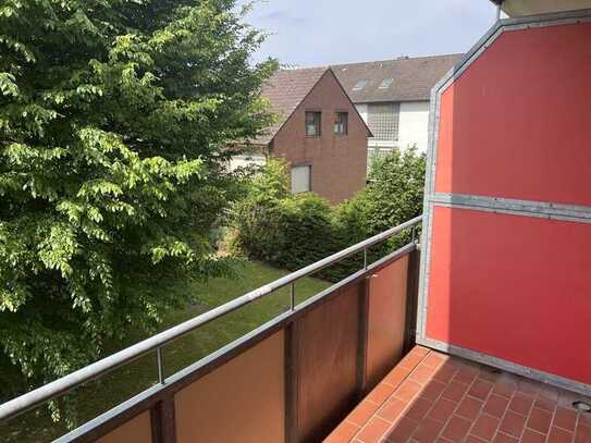 Attrakative & gute geschnittene 3 Zimmer Whg Balkon. provisionsfrei, bezugsfertig