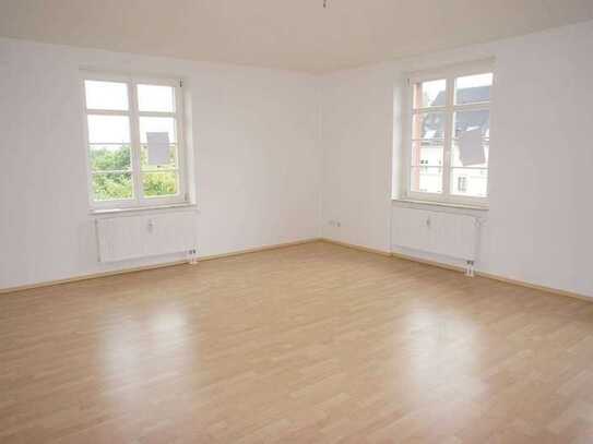 Moderner Grundriss im 1. OG, Laminat und Bad mit Wanne !!!