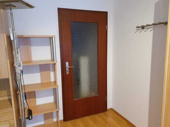 Geschmackvolle 1-Raum-EG-Wohnung mit Balkon in Kaiserslautern (nur Studierende)