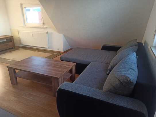 Stilvolle, modernisierte 2,5-Zimmer-Dachgeschosswohnung in Salach