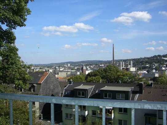Freundliche 2-Zimmer-Wohnung mit gehobener Innenausstattung mit Balkon in Wuppertal
