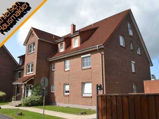 3 Zimmer-Maisonette-Wohnung mit Balkon u. Pkw-Stellplatz in Sackgassenendlage in Heide, Kreis Dithm.