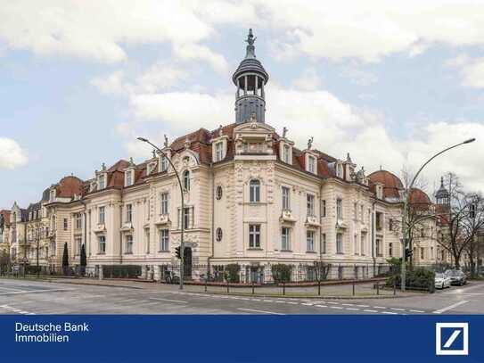 Praxisfläche im charmanten historischen Ärztehaus im Holländerviertel!