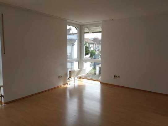 Voll renovierte Wohnung mit Küche und Balkon in Bad Honnef bei Bonn