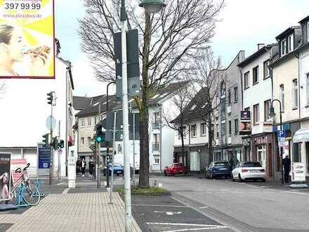 Troisdorf - Ladenlokal mit Aupßenterrasse und PKW Stellplatz