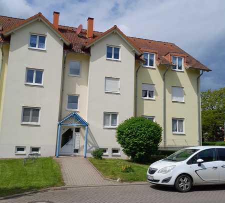 Schöne 3-Raum-Wohnung in ruhiger, grüner Lage