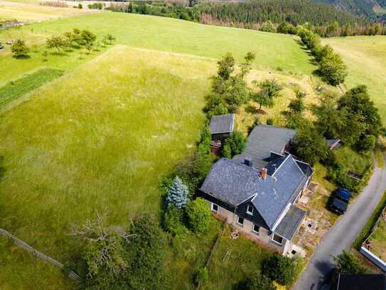 Wunderschön gelegenes Haus mit Garten und Wiesenflächen in Roda