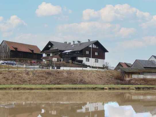 Stilvolle Maisonette-Wohnung in idyllischer Naturlage