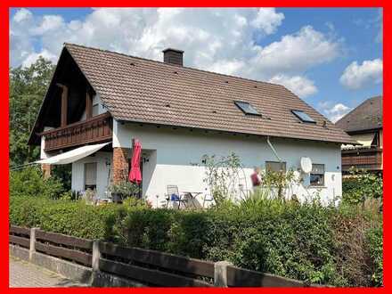Exklusive Stadtrandlage mit Wohlfühlgarten!