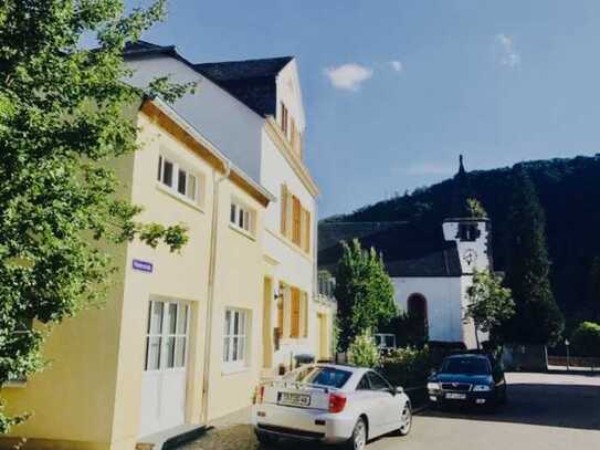 3-Familienhaus mit Charakter und wunderschönen Blickachsen und Saarlage