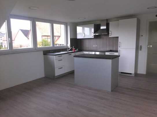 Schöne 3,5-Zimmer-DG Wohnung mit toller Aussicht