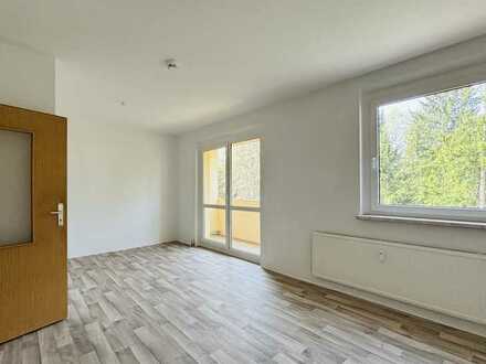 Mit Aufzug - 3-Raum-Wohnung mit Balkon, 2. Etage