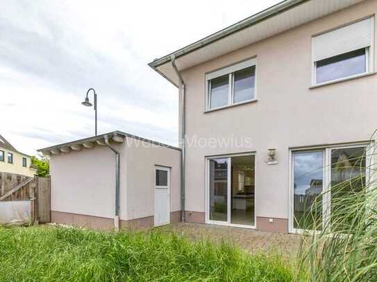 Moderne Doppelhaushälfte inkl. Einbauküche, SO-Terrasse, kleinem Garten, Garage + Stellplätzen