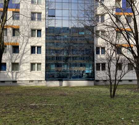 Zentral gelegene Büro-/Praxisfläche in Berlin-Mitte zu vermieten!