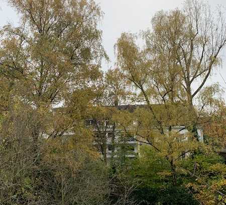 Saniertes, helles, sehr geräumiges Reiheneckhaus in Düsseltal