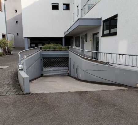 Tiefgaragenstellplatz in Ettlingen zu verkaufen!