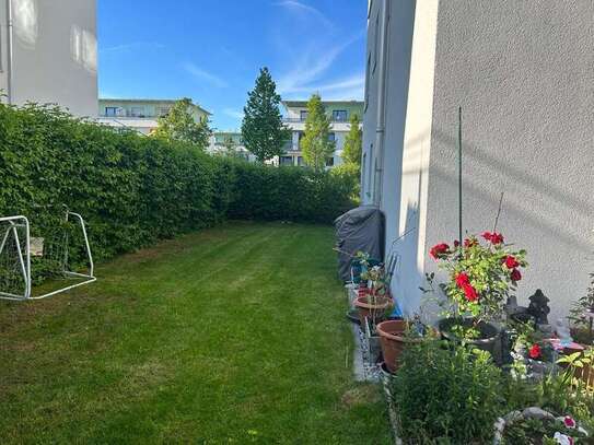 Geschmackvolle 3-Raum-EG-Wohnung mit privatem großen Garten