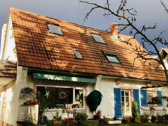 Freistehendes, großes Einfamilienhaus in toller Lage in Gonsenheim