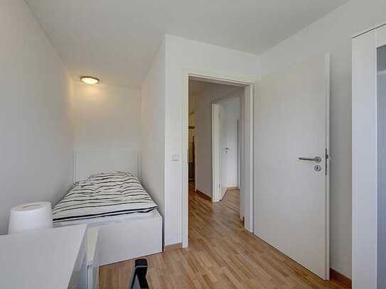 Cute single bedroom in Bad Cannstatt