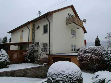 Top-Kapitalanlage in bester Wohnlage - Küche - Balkon - Parkettböden