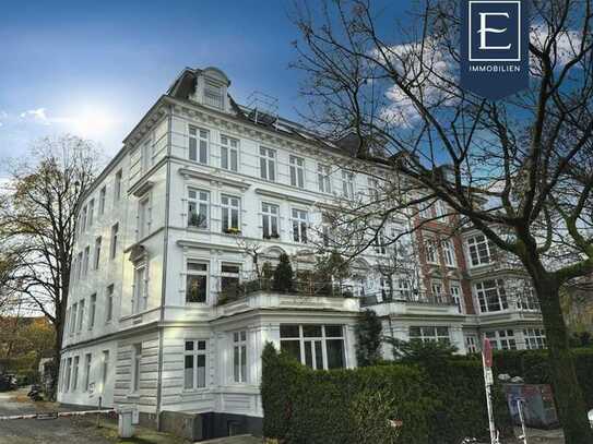 Hochwertige Dachgeschoss-Wohnung mit großer Dachterrasse -Blick über Eimsbüttel- und PKW-Stellplatz