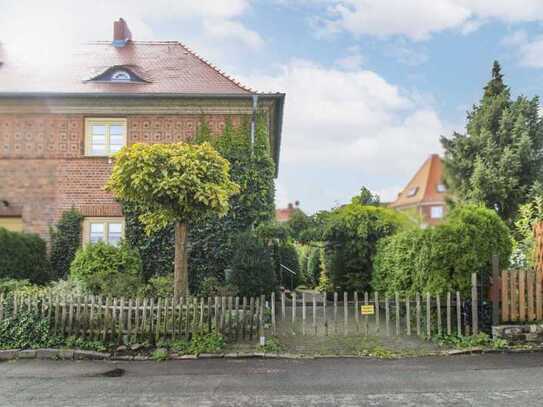 Wohnen mit Garten und einem Pkw-Freiplatz in naturnaher Lage