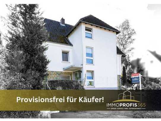 Provisionsfrei, 2 Familienhaus mit Einliegerwohnung, Stellplätze und Garten in Ruhiger Lage.