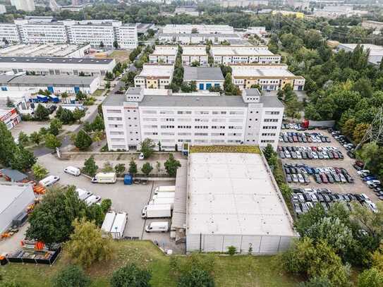 Büro- und Hallenflächen in verkehrsgünstiger Lage!