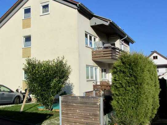 Schöne, helle 4-Zimerwohnung mit Balkon