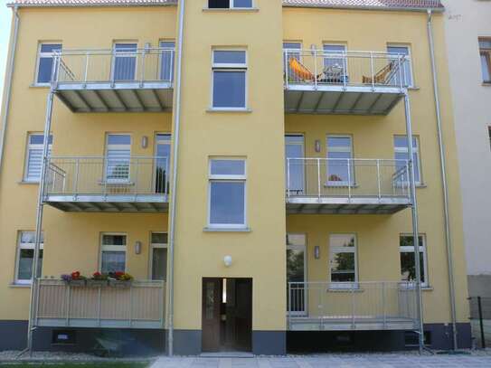 Schöne 2-R.-Whg mit Balkon -zentrumsnah-