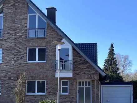Doppelhaushälfte mit Garage in ruhiger Wohnlage!