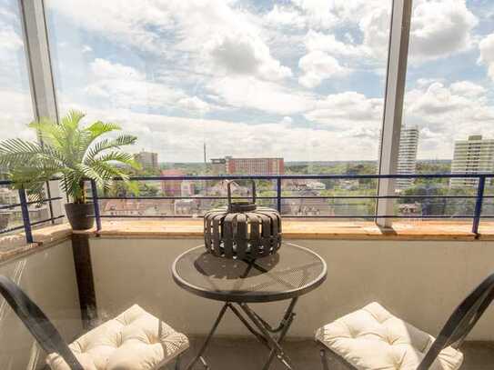 1 Zimmer-Küche-Bad Wohnung mit Wintergarten und Balkon ab 01.05.2025