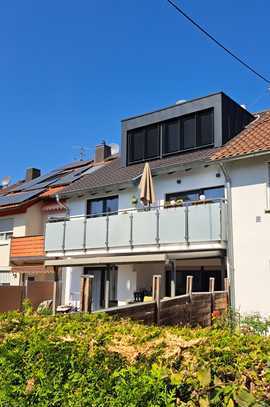 Stilvolle 4,5-Zimmer-Maisonette-Wohnung mit geh. Innenausstattung mit EBK in Leinfelden-Echterdingen