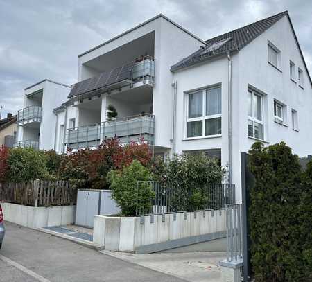 Helle 3,5-Raum-Wohnung mit Balkon und Einbauküche in Gärtringen