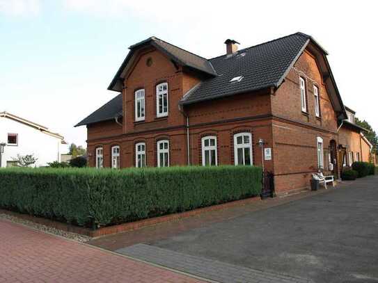 Attraktive 2-Zimmer-Wohnung mit Süd-Balkon und Einbauküche in Hohenlockstedt