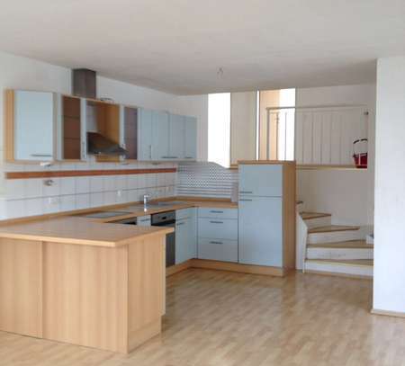 3 Zimmer Maisonette Wohnung in 4 Fam.-Haus